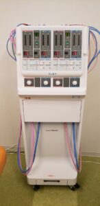 干渉波治療をする志木駅の柔道整復師がいる整骨院