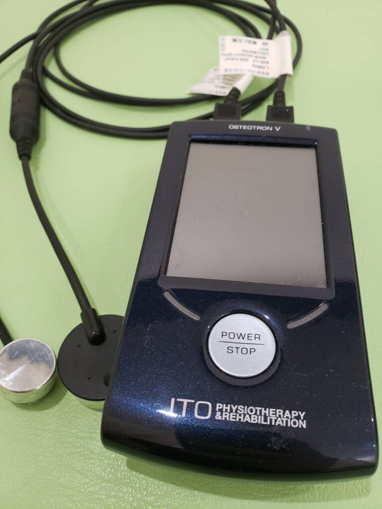 骨折治療機器のオステオトロン